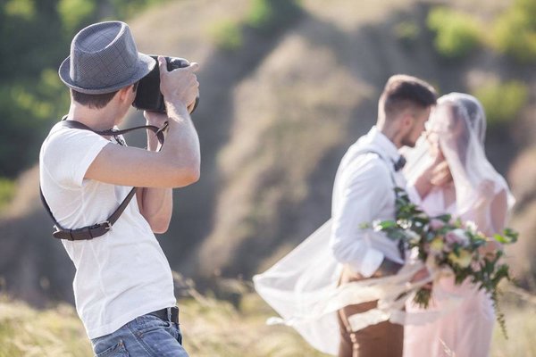Comment choisir le bon photographe pour votre mariage ?